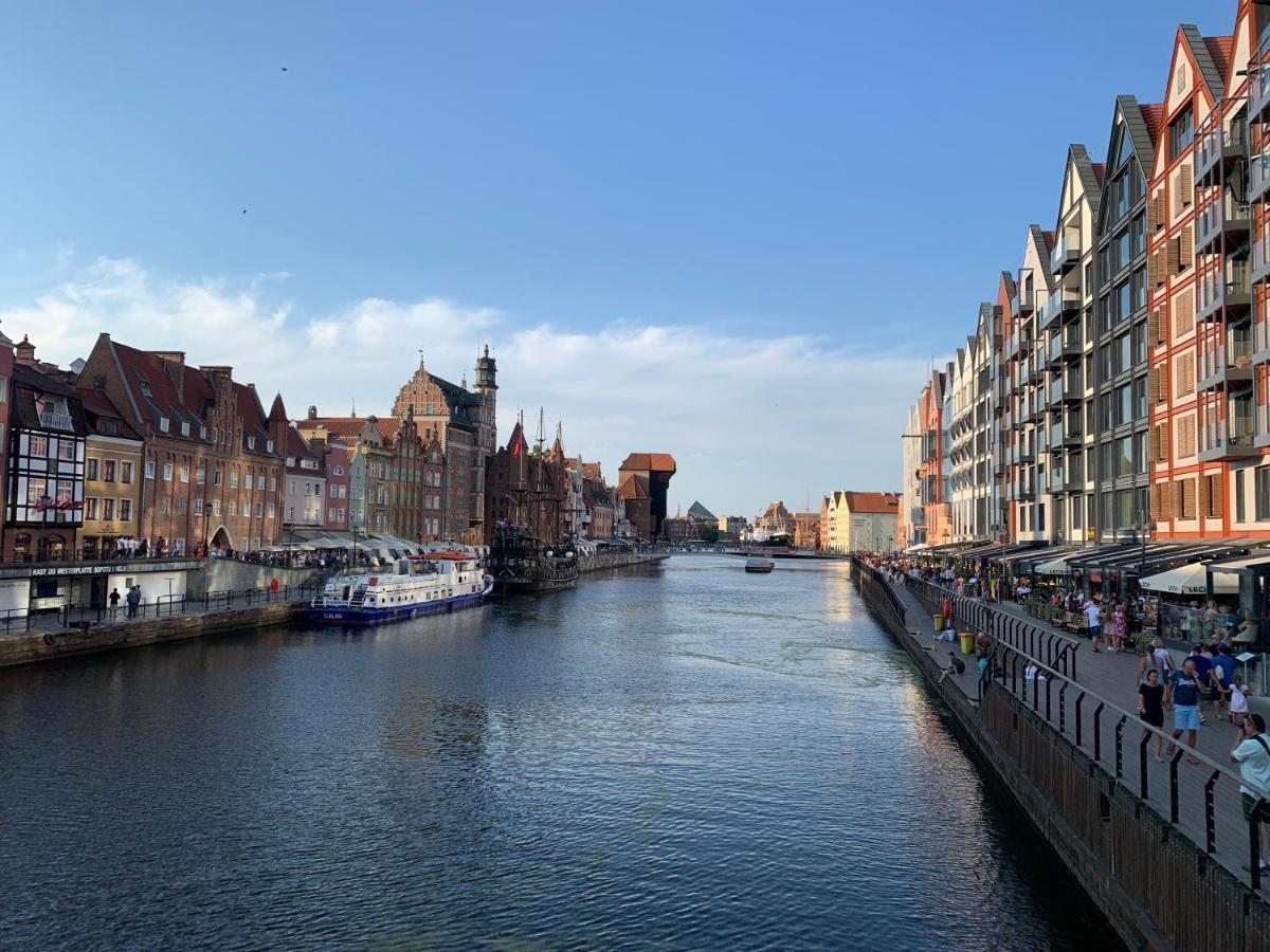 Apart 89A Angielska Grobla 5 - Gdansk Srodmiescie Luaran gambar